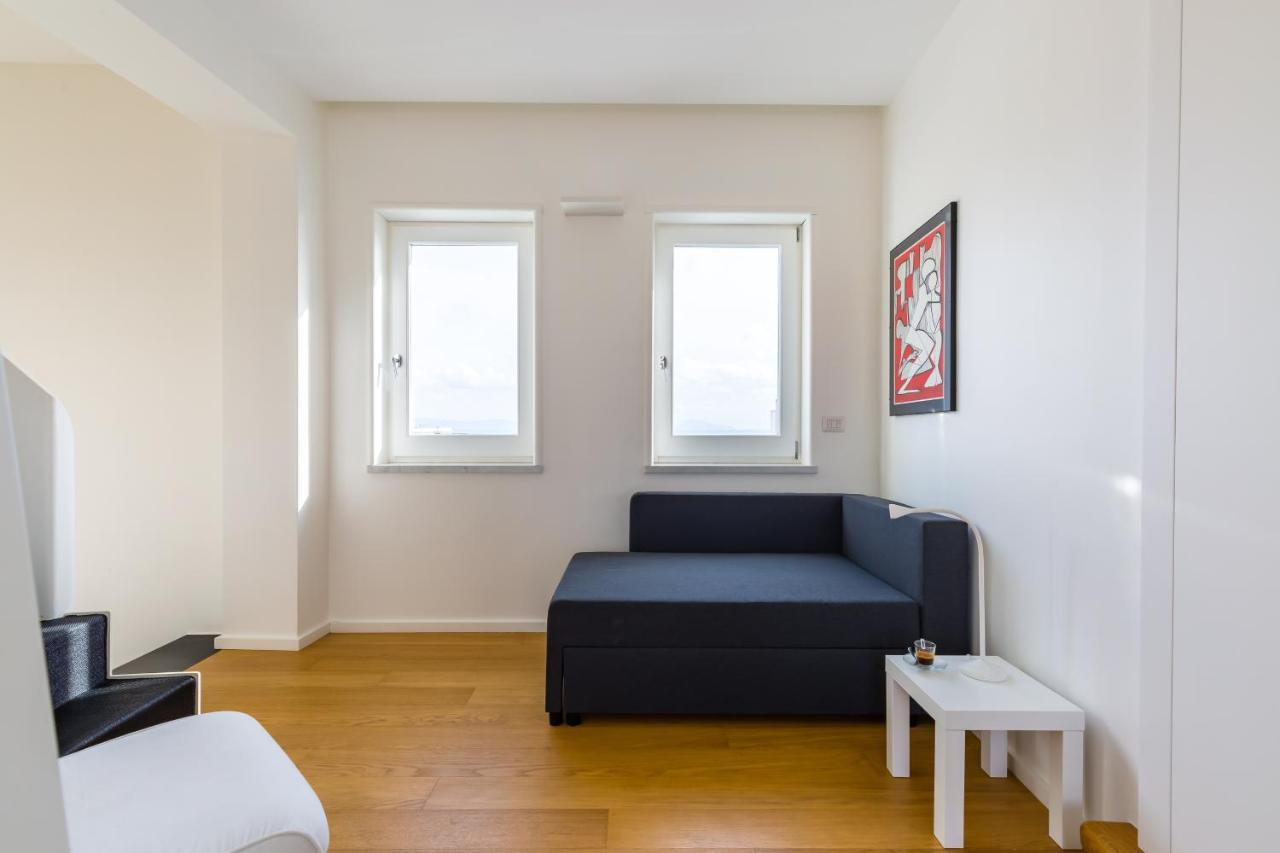 Seaview Terrace 360°& Elegant Loft Apartment Napoli Bagian luar foto